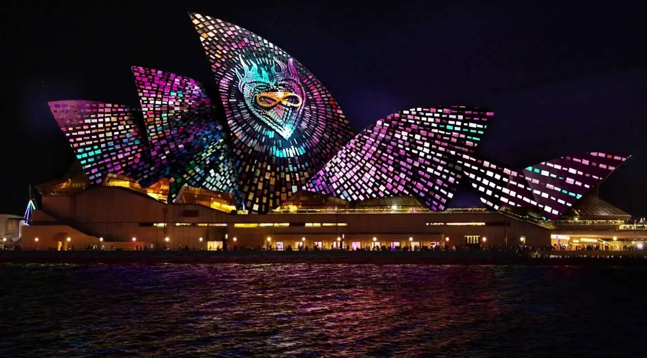 Moonlit Sydney: Twilight City Secrets